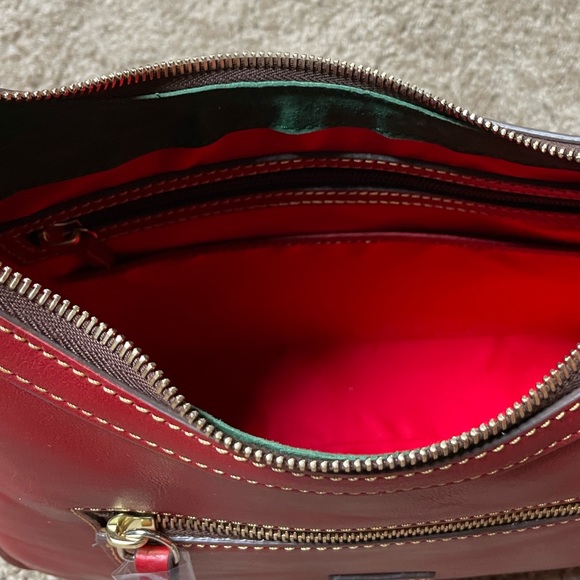 DOONEY & BOURKE FLORENTINE CROSSBODY HOBO. RED. BRAND NEW & NEVER USED. - Picture 9 of 13